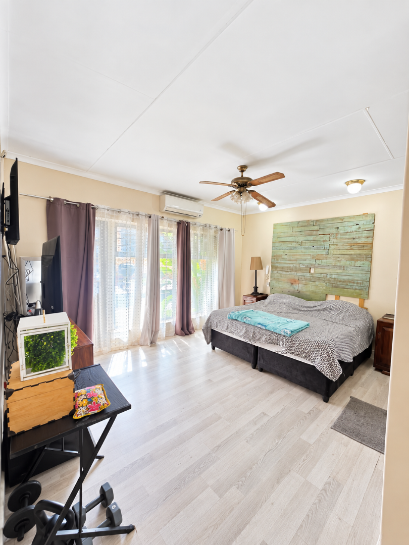 4 Bedroom Property for Sale in Wilkoppies North West